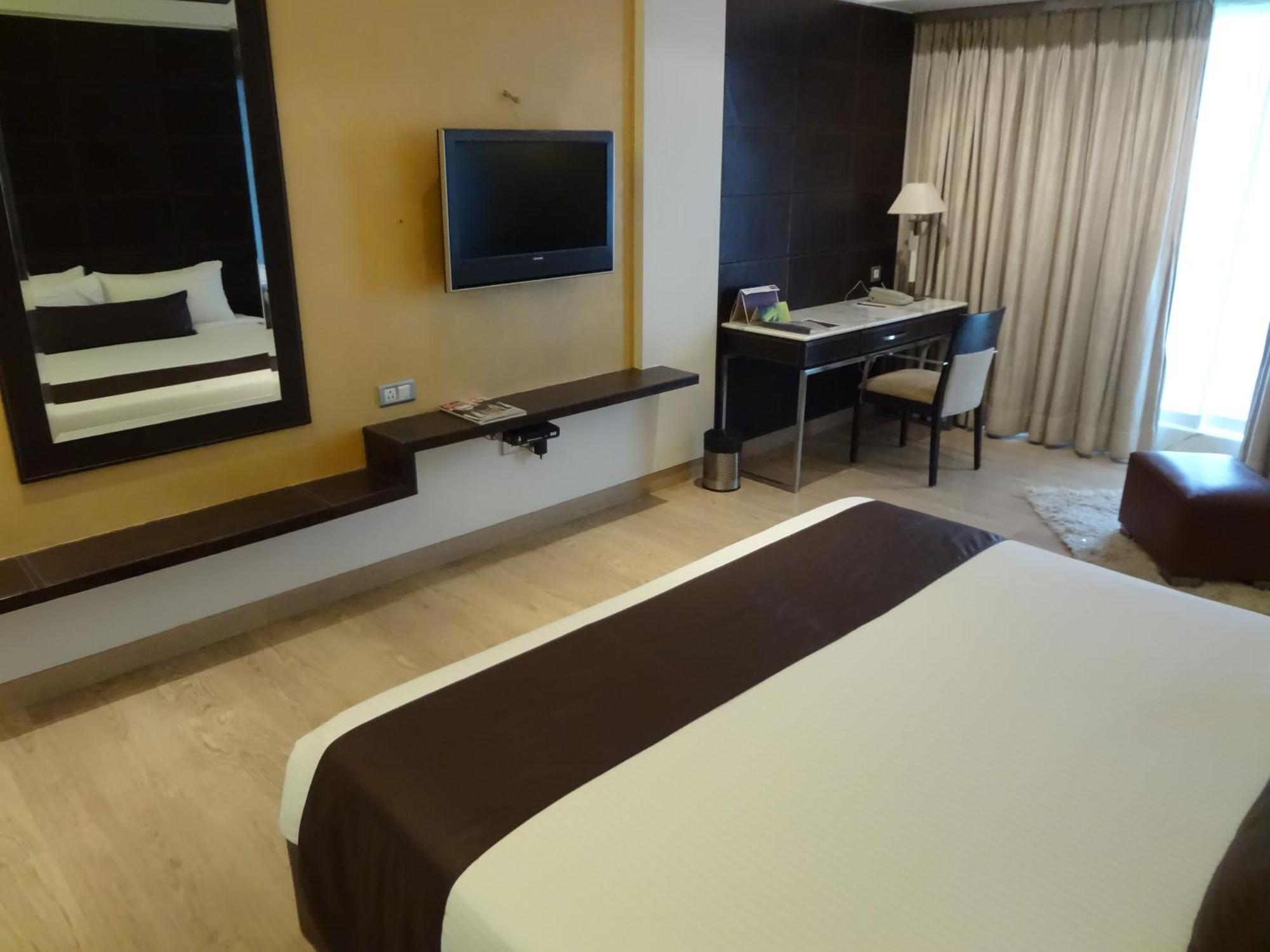 Reflection Club Room - 20% Discount on Restaurant  Food Al-a-carte order