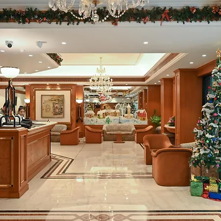 Fariyas Hotel Mumbai , Colaba-3
